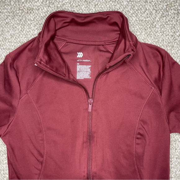 All In Motion jacket - Picture 4 of 9